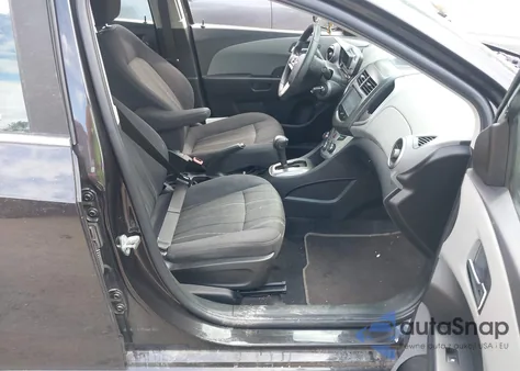 2014 Chevrolet Sonic Lt Auto z USA, uszkodzony, nr VIN 1G1JC5SB3E4240188